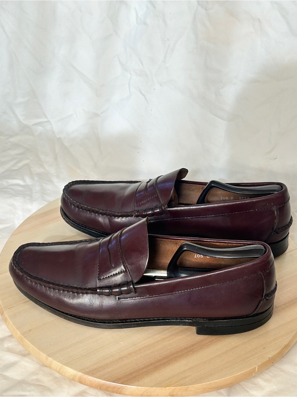 L.L.Bean Men’s Burgundy Leather Penny Loafer Slip-On Lined Almond Toe 10.5 D - Picture 2 of 8